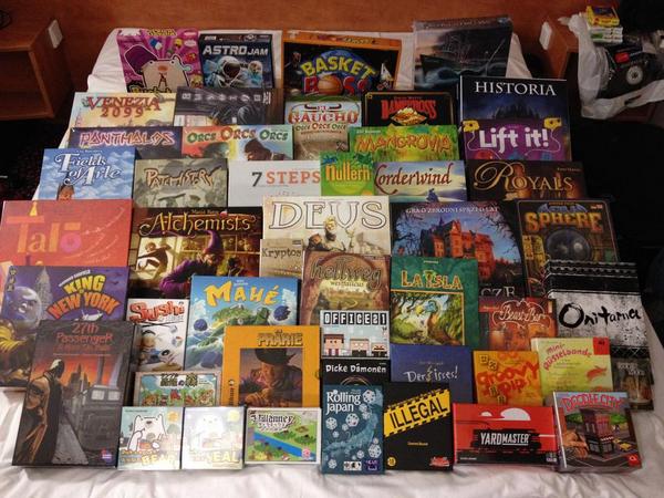 Randolphjeux's tweet photo. Notre récolte de jeux à #essen2014. http://t.co/ra3WkR2hmZ