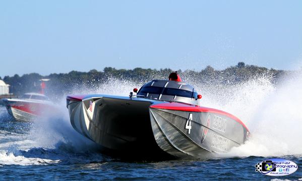realfastfotos's tweet photo. Cleveland Construction getting ready for the green at the 2014 @OPA_Racing World Championships! #offshore #Racing http://t.co/ZhTuwNzfam