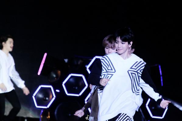 ByunBaekhyunID's tweet photo. [HQ] 140920 BAEKHYUN #TLPBeijing © vi边九九-
http://t.co/Dum8HC0KBn
http://t.co/TYA5Y2Bq0Y
http://t.co/lncoiL30Ol http://t.co/34ar1Ppaja