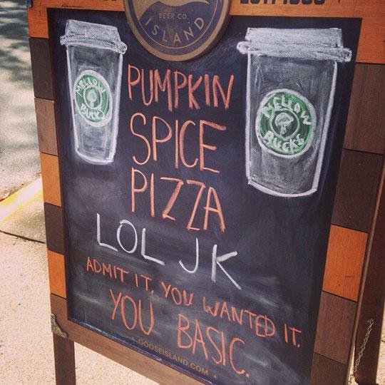 MensHumor's tweet photo. This sign > http://t.co/lBCRqEWVcp