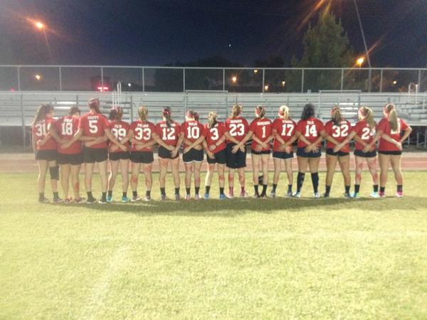 Magsmiller12's tweet photo. UNDERCLASSMEN RULE CPA 😛😏 #10 #froshmore http://t.co/c4kpLwQsru