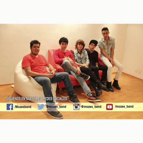 mozes_band's tweet photo. Chequen el contenido de nuestras redes sociales, les va a gustar :) http://t.co/50vOdBwwnJ