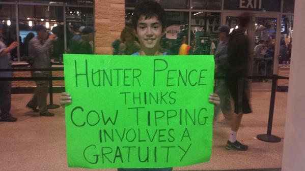 JeffHeckelman's tweet photo. My new favorite #HunterPenceSign http://t.co/oH6iIn34wJ