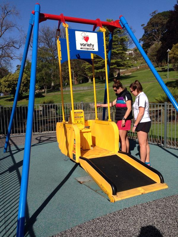 Jacki Cook tweet media