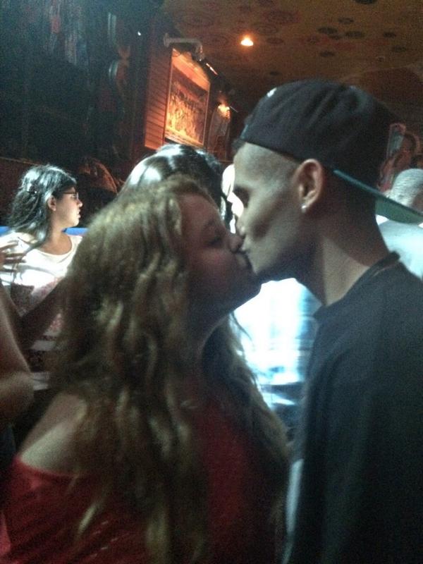 DCP_makeouts's tweet image. “@amandarnunn: @DCP_makeouts ok http://t.co/jv8lDx2Ky7” #dcpmakeouts