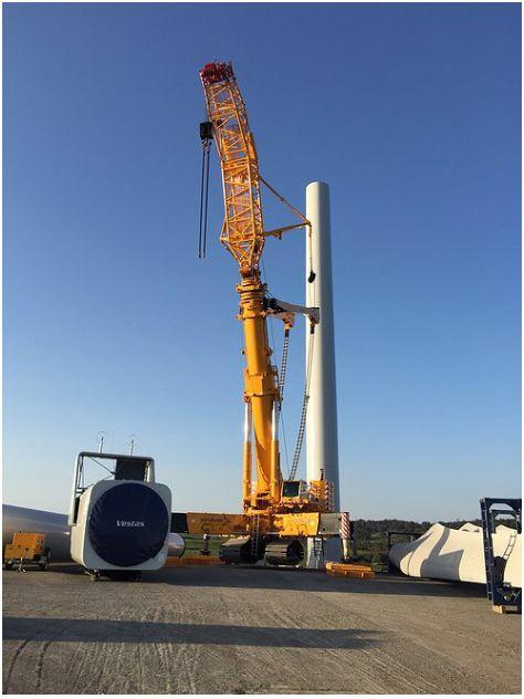 KenMcAlpine's tweet photo. Keppel Prince towers being used by @Vestas at Taralga wind farm in NSW. It's not too late to save these jobs #RET http://t.co/NA7yzkAxIm