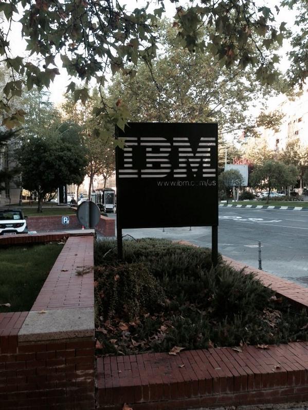 thingtrack's tweet image. Estamos en el #smartcamp 2014