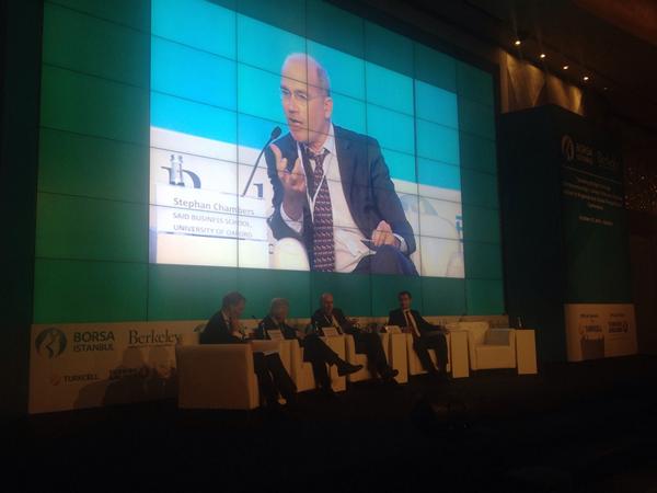 Uluslararası Girişimcilik Konferansında ilk oturum Allen Collinsworth'ün moderatorlüğünde başladı.