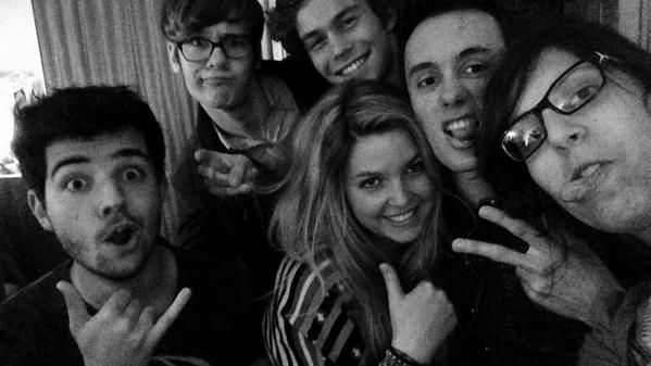 TomAgln's tweet image. #com1 #com2 et... des journalistes !