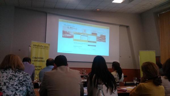 tamara_Nateras's tweet photo. En el curso de idealista con #workshopidealista http://t.co/iHeeuyHFiJ