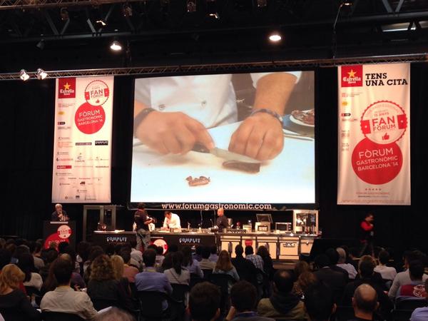 Serhvas's tweet photo. Asistiendo a la ponencia del famoso cocinero gaditano Ángel León, en el #ForumGastronomic14 #Hostelco2014 http://t.co/VTTN9HZPXp