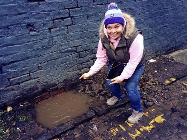 Glasgowfoodgeek's tweet photo. I know you're all crushing over my outdoor pool. #projectrenovation http://t.co/yilhOcXnDo