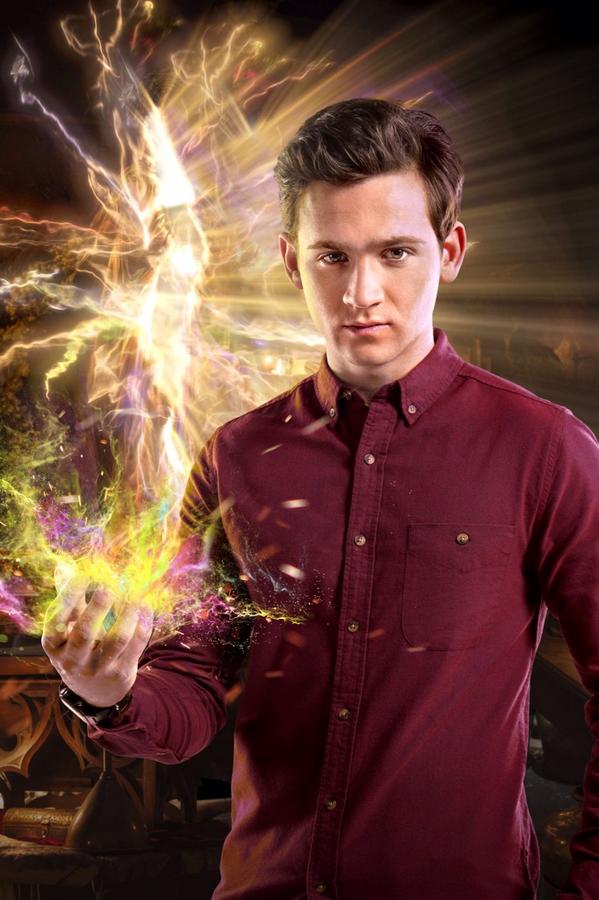 ScottHaran's tweet photo. Series 3 is getting closer and closer! 4 days to go! Monday 27th October CBBC! #WizardVsAliens http://t.co/4aGXgCRXpH