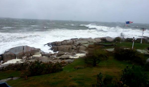 #MEwx #noreaster #rockycoast #Maine