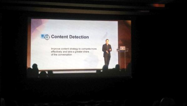 A_RX2's tweet image. #Engage2014 : Paid or Organic that is the question ! #Contentdetection by @socialbakers