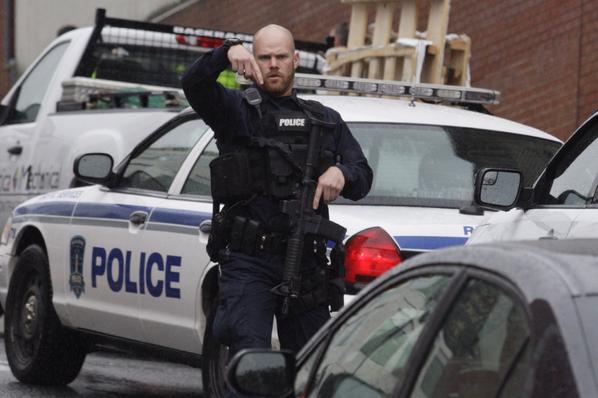 thestarhalifax's tweet photo. Breaking: Man arrested, after firearm found on Halifax Transit bus in downtown core. http://t.co/Y08fjciFWW http://t.co/1l6ZX4wcTo