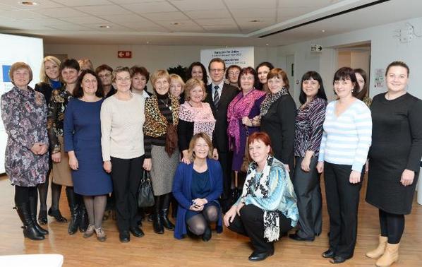 NEWs PHOTO: <a href="/ASemetaEU/">Algirdas Semeta</a> receives a group of #Lithuanian librarians
europa.eu/!kK88TT
<a href="/EU_Commission/">European Commission</a>