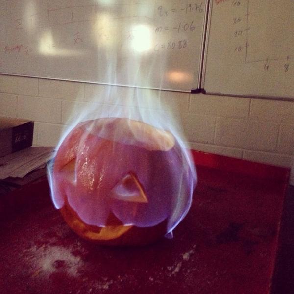 cargilleran's tweet image. Pumpkins on fire #dkitscience #dkit