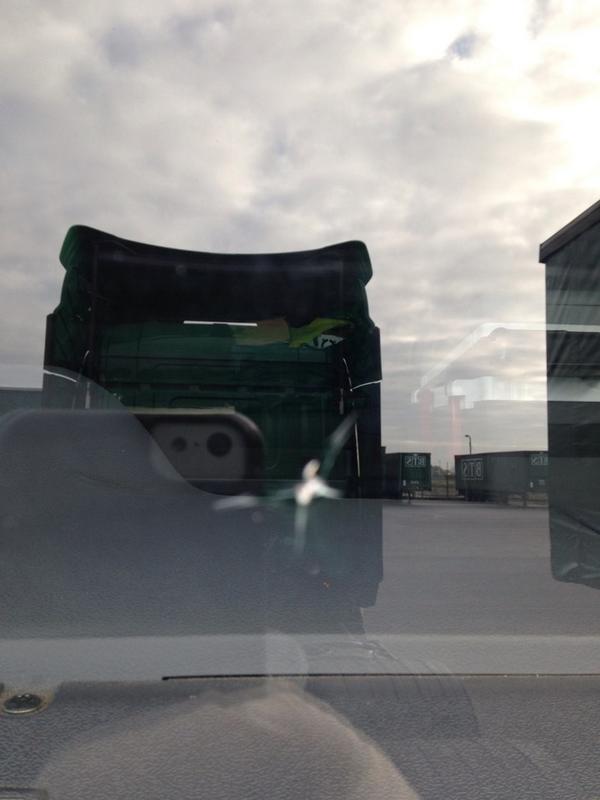 repairascreen's tweet photo. http://t.co/mNRSa07GGq