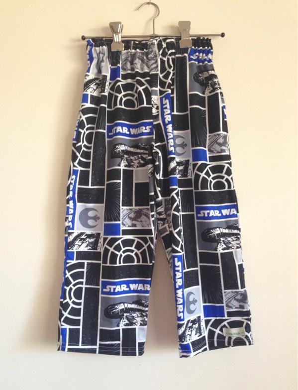 Party_Rabbit's tweet photo. She's been doing lots of sewing too!!!! http://t.co/Ty7nfFJTwi