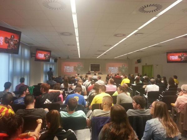 LeaderRGB's tweet photo. La tecnica de @CRDesenv. presenta @EsportsTCA @terradecomtes a Tortosa dins el projecte #esportour http://t.co/sZSXoeoMtk