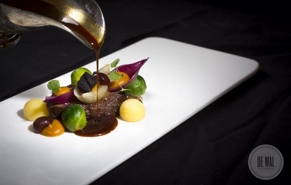 SaskiaDeWal's tweet photo. Nieuw #herfstmenu ? Goed moment om daar prachtige foto's van te laten maken! #restaurant #fotografie #socialmedia http://t.co/cFpfrSS14M