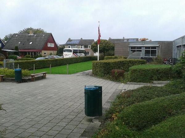 DockingaFerwert tweet media