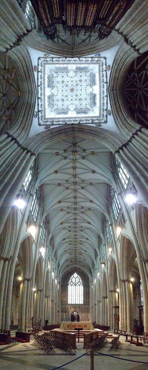 Vertical panorama inside <a href="/York_Minster/">York Minster</a> #neckache