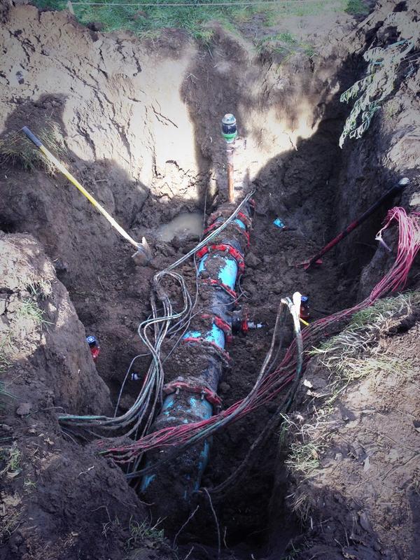 d_held86's tweet photo. Recharging the system. Been a long couple of days but we got her sealed up. #pleasedontleak http://t.co/wDv1TIgqud