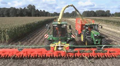 UmegaTrailers's tweet image. #UmegaTrailer in the fields..