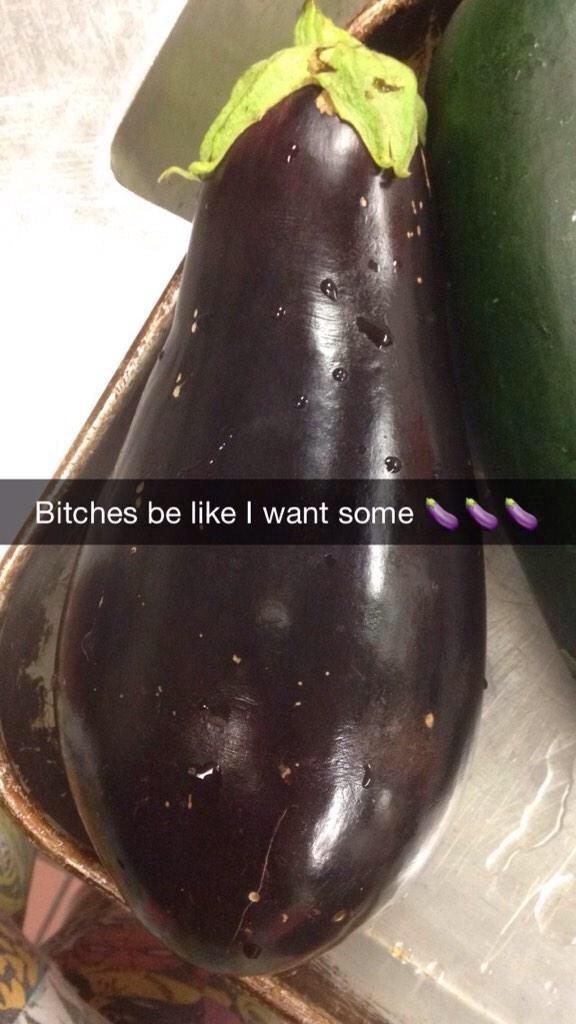 brokeproblems_'s tweet image. When a bitch tell you she horny anmd send you did emoji you be like... ?