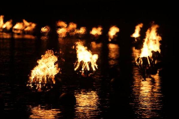 AlanRosenbergPJ's tweet photo. This weekend’s @WaterFireProv celebrates @BrownUniversity’s 250th anniversary. http://t.co/gFbK9Mq1Oe http://t.co/h7XrTOZdXJ