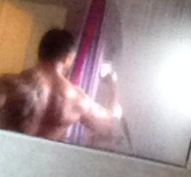 jakeflexing's tweet photo. Grow Back Grow!! http://t.co/f1mUbwQMqx