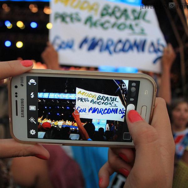 souJM45's tweet photo. Faltam 3 dias para decidirmos o futuro de Goiás e do Brasil. Somos 45! #JM45 #EmTodoBrasilAécio45 #Marconi45 http://t.co/WiLlTITkb1