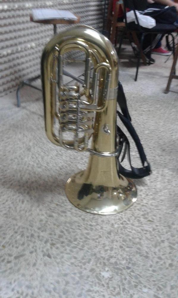 A ensayar con mi bombardino :)