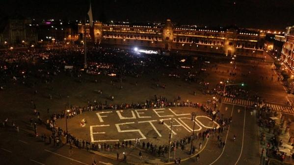 MexOpina's tweet photo. 'Si en 2 días no aparecen, tomaremos otras medidas' http://t.co/zqFMzPcHRy #AyotzinapaSomosTodos #Ayotzinapa http://t.co/86Qe4WNJhP