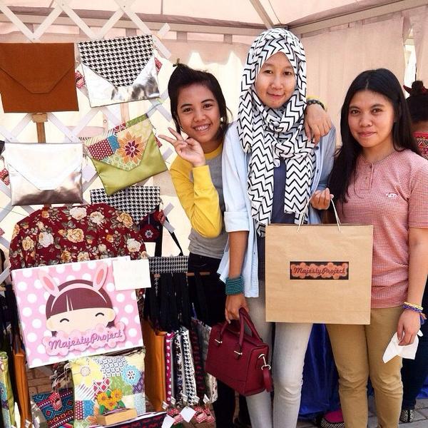 majestyproject's tweet photo. #majestytesty#bazaar#fundoaction#fundoactionapp#clutchbag#totebag @kicaupromo @Jualanku_ID @apaajaIKLAN @IklanOK http://t.co/dcV94hAPIQ
