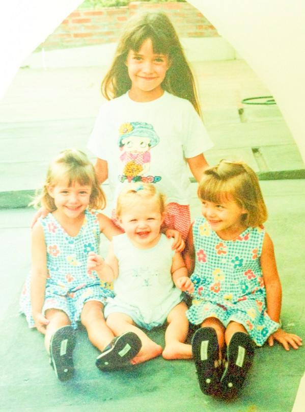 #ThrowbackThursday 👶 The Rosso Sisters making each other laugh &amp; annoying the 💩 outta each other since the 90s 😜