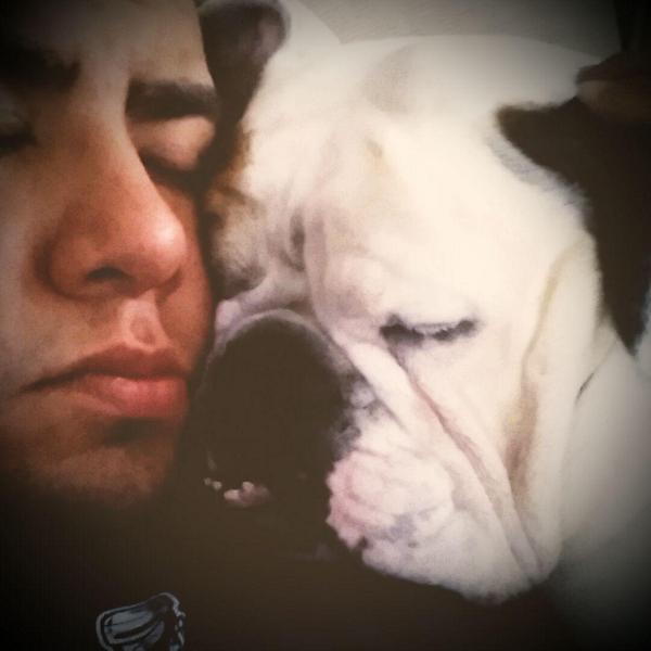 therealquimo's tweet image. The most uncomfortable yet comforting nap ever.