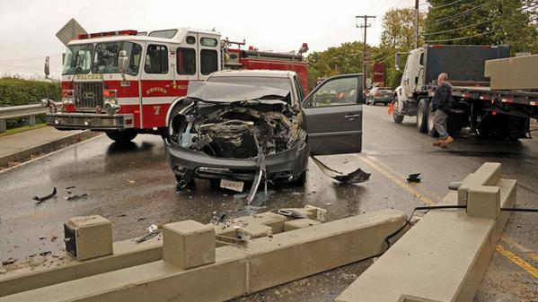 A scary crash in Waltham when cement blocks fell off a truck and hit a car, no injuries #7News on.whdh.com/1xdHjYq