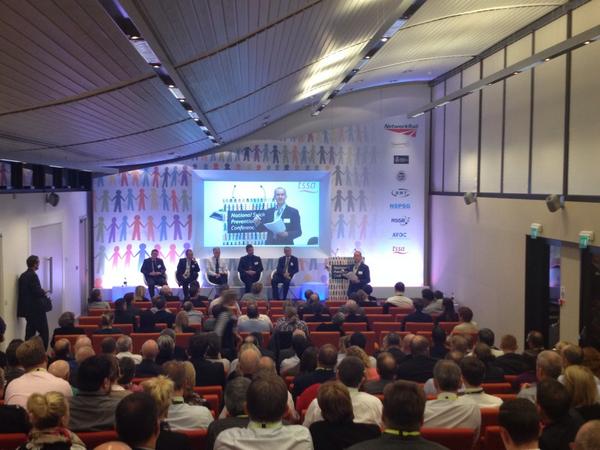 Guru Circus tweet media