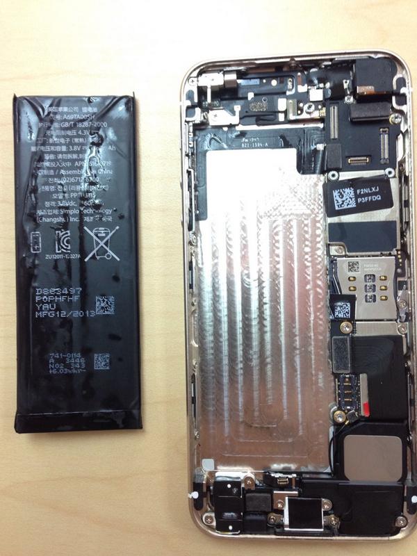 macwork_ec's tweet image. #IPhone 5s daño por liquido