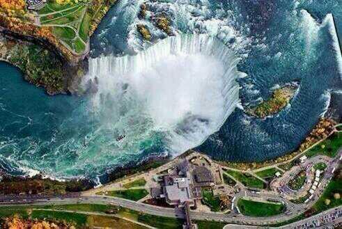 _Paisajes_'s tweet photo. Cataratas del Niagara, vista aerea. http://t.co/yhI9lob7Qs