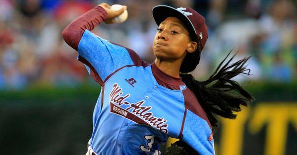 POPSUGAR's tweet photo. Prepare to be inspired by @chevrolet’s “Throw Like a Girl,” a short film about @Monedavis11: http://t.co/hZjrSc71oM http://t.co/rUqkaVpRbd