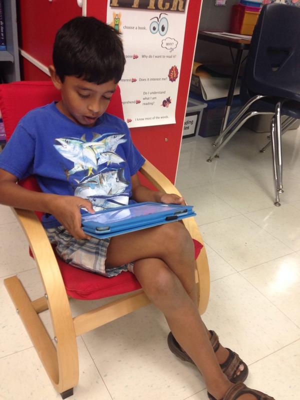 BeachyKita's tweet photo. Working collaboratively to create Addition Strategies video using @educreations #pasco1to1 #loveoflearning http://t.co/DsV0sw08PZ