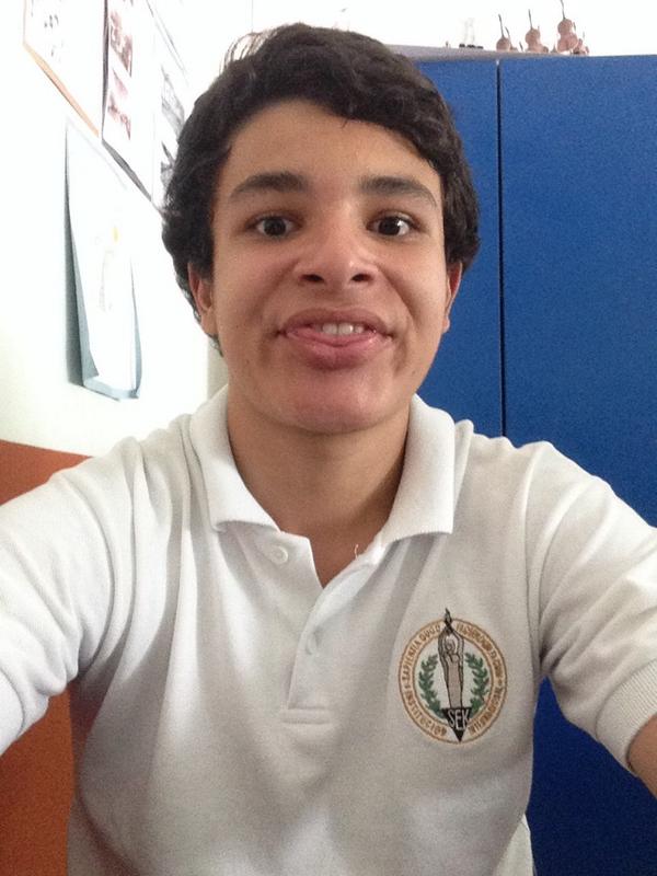JPaulB17's tweet photo. Ola mundooooooooo :3 http://t.co/7aZv3z0LAx