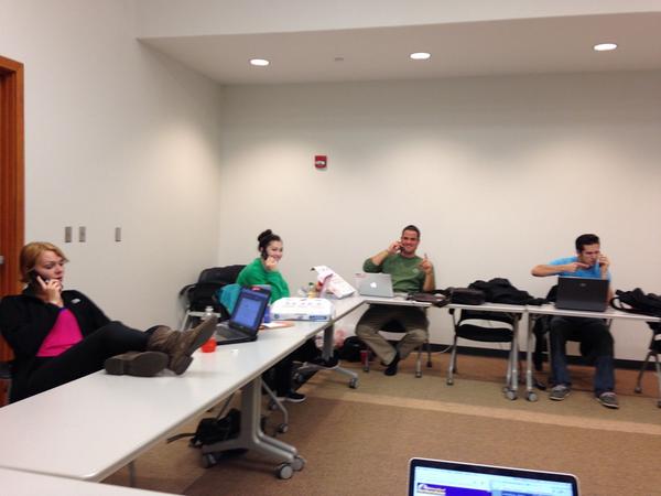 the_packdaddy's tweet photo. @NextGenIowa #talktocorporate phone bank tonight! reaching out to potential #voters so we can #WinOnClimate http://t.co/lNuhCbrCGe