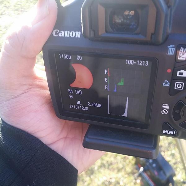 nirvanatribute's tweet image. Some of you may or may not know that I am also an Astrophotographer. Hope you saw the partial eclipse. #eclipse2014