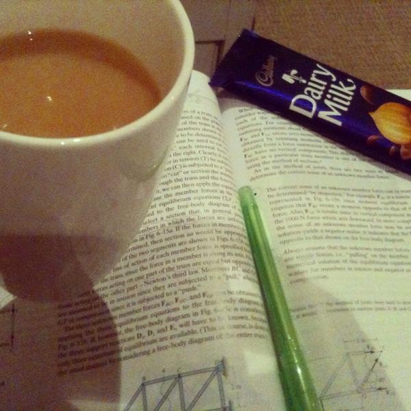 lynedreyer's tweet photo. Let the studying begin #Engineers #strengthOfMaterials #allWorkNoPlay http://t.co/3LaSlOGv0K