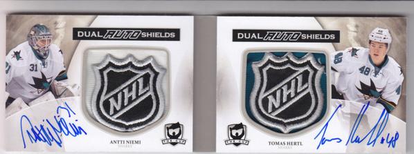 UpperDeckGOAT's tweet photo. Here's a little #BreakTime #LivePulls action for #UDNation! @UpperDeckHockey  2013-14 THE CUP, in stores NOW. #OnFire http://t.co/80U5o5yMh7
